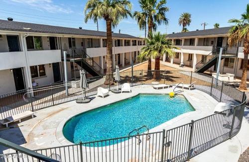 Camelback East Apartment | Downtown Phoenix Condo