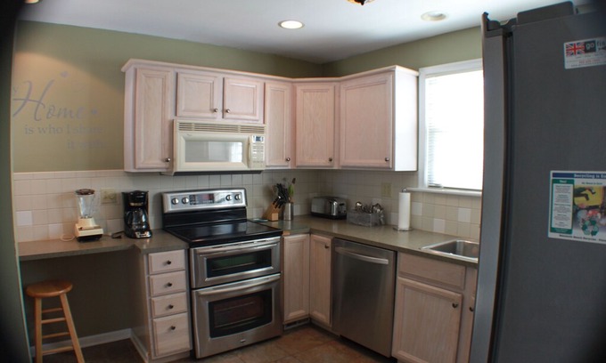 South Rehoboth House | Downtown Rehoboth Beach, Delaware - Sleeps 16
