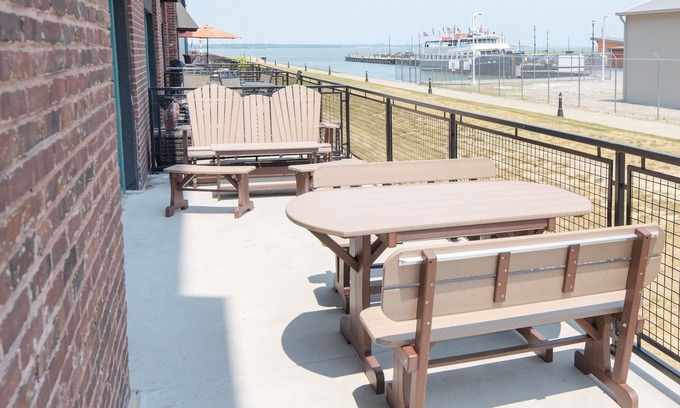 Sandusky Condo | Downtown Sandusky Waterfront Chesapeake Condo-Cedar Point
