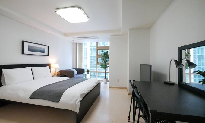 Sajik-dong Apartment | Downtown Seoul-Prime Location