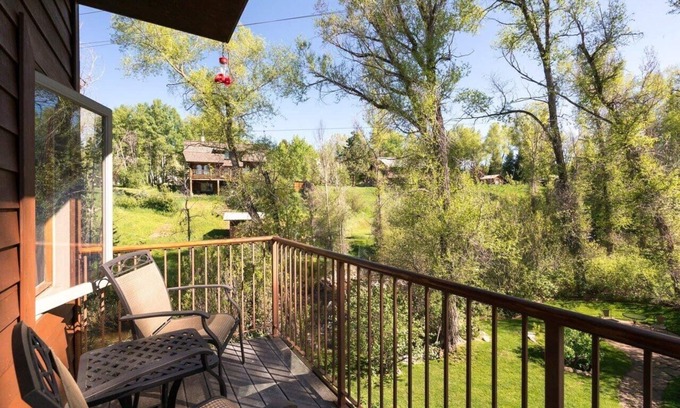 Steamboat Springs House | Downtown Soda Creek Haus