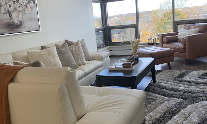 South End Condo | Downtown South-End Halifax: Sunny Modern condo, Ocean View