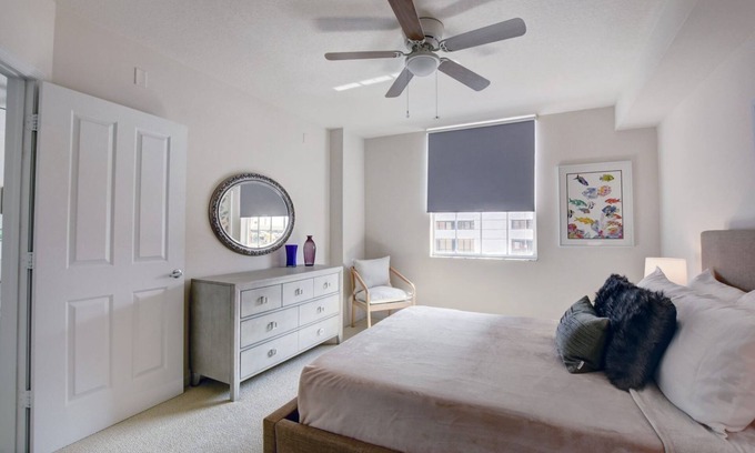 Downtown West Palm Beach Apartment | Downtown WPB 2 bedroom/2 bath Condo/Reserved Parking + Pool + Gym at The Prado
