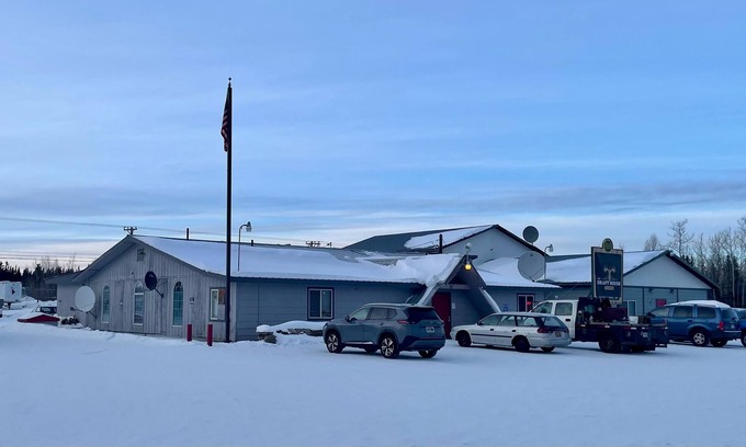 Delta Junction Hotel | Draft House and Lodging