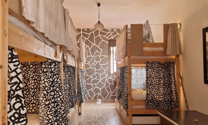 El Guincho Hostel | Drago Hostel