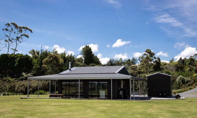 Kerikeri House | Dragonfly Barn - Kerikeri - Beautiful Rural Views