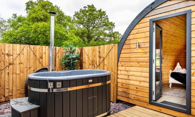 Thetford Cabin | Dragonfly Spa Lodge - Norfolk Holiday Properties