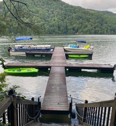 Topton Ski Chalet | Dream Chaser Chalet at Nantahala Lake