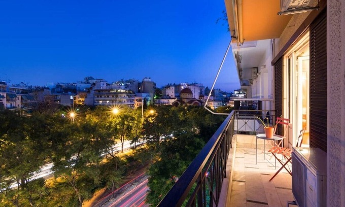 Athens City Centre Apartment | Dream escape near Acropolis