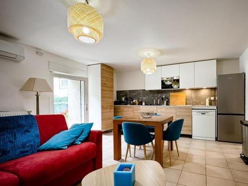 Livron-sur-Drome Apartment | DREAM HOLIDAY 26 - Charmant T2 4 Pers 38m2 Terrasse de 14m2- Clim, Wifi, Parking - Sur RN7 au calme - au cœur de Livron sur Drôme à 5Km l'Autouroute Proximité A7