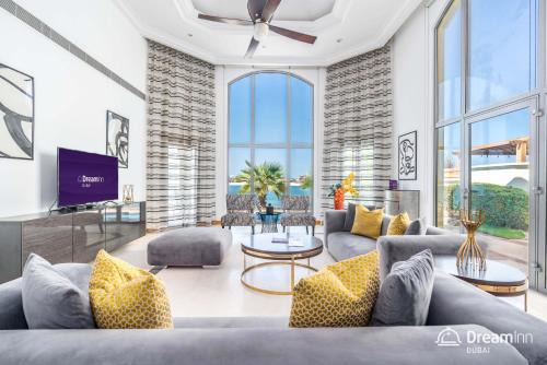 Palm Jumeirah Villa | Dream Inn - Signature Villa Palm Jumeirah