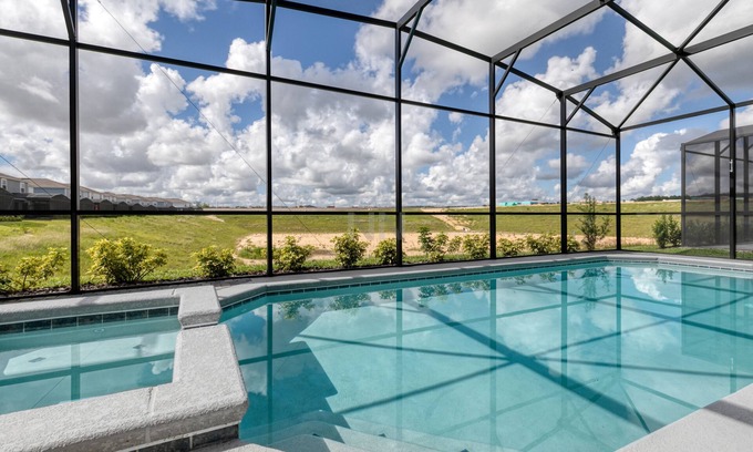 Davenport House | Dream Residence Equipped with a Game Room, Snooker Table, PlayStation 5