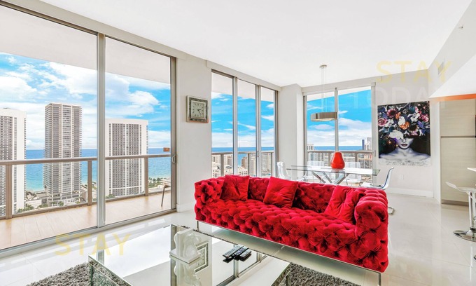 Hallandale Beach Apartment | ★DREAM-SKY MANSION. 3DBR/3BA LUXURY PENTHOUSE. OCEAN VIEW. 5 MIN TO OCEAN.