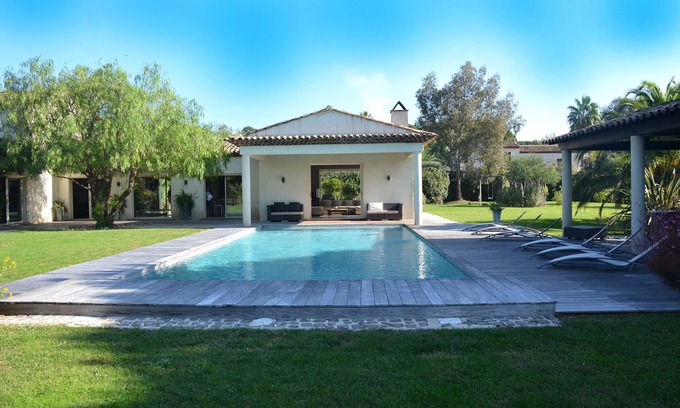 Cote d'Azur- French Riviera Villa | Dream villa near the beaches: Tahiti/Pampelonne. Saint-Tropez/Ramatuelle.