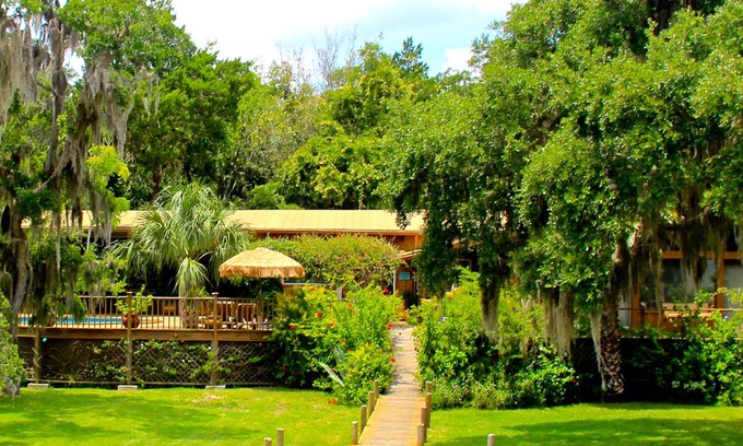 Homosassa House | Dreamcatcher - Beautiful Island Property on Homosassa River Fl