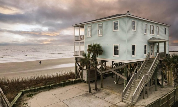 Sunset Point House | Dreamchaser - Poseidon