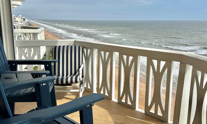 Ormond Beach Condo | Dreams Come True! Charming 2-bedroom beachfront condo in delightful Ormond Beach