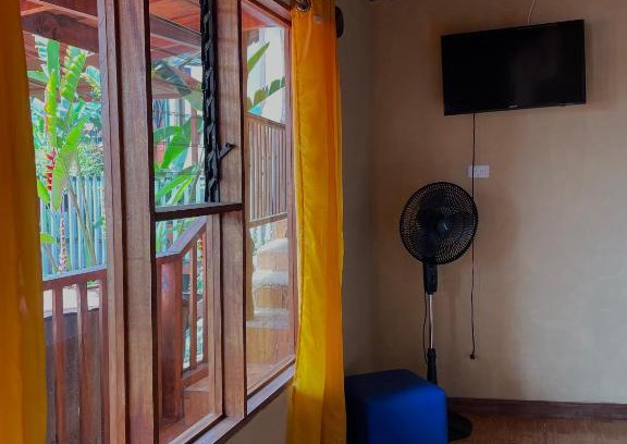 Orosi House | Dreams Lodge Orosi