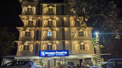 Alwaye Hotel | Dreams Paradise Airport Residency