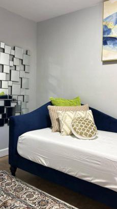Central Islip Apartment | Dreamstay guest house