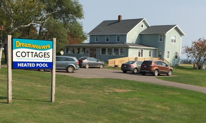 North Rustico House | Dreamweavers Cottages and Home Place Vacation Home