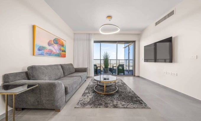 Nachlaot Condo | Dreamy 3 Bedroom In Best Location/Parking