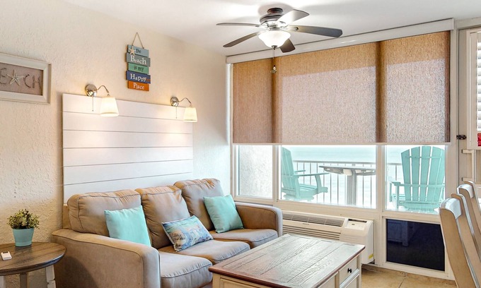 Daytona Beach Shores Apartment | Dreamy oceanfront suite with kitchenette, beach access & fast WiFi