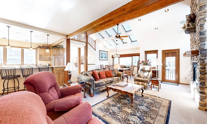 Frisco House | Dreamy retreat near Town & lake with large deck & gourmet kitchen - dog-friendly
