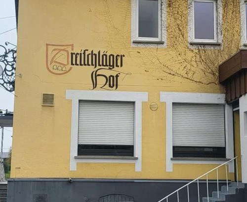 Gelsenkirchen-Mitte Hostel | Dreischlaeger Hof