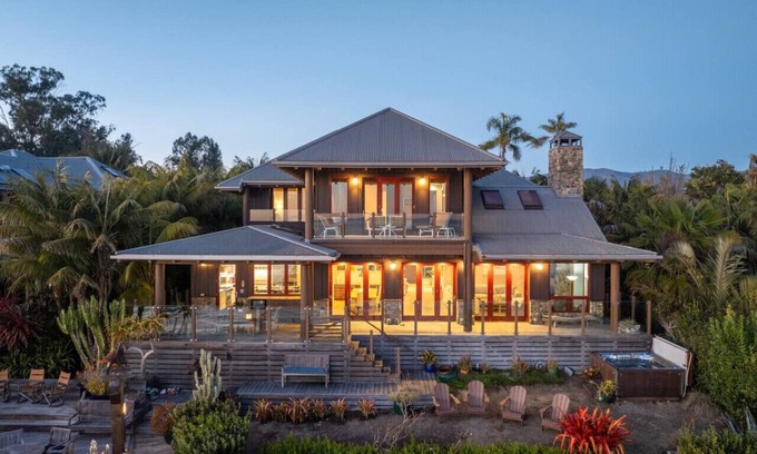 Santa Barbara House | Driftwood Club - Luxe Private Oceanfront Villa (Beach Access)