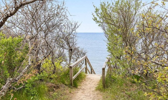 North Eastham Cottage | Driftwood Cottages Compound