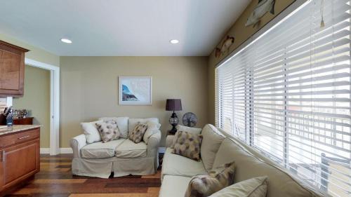 Isles of Capri Apartment | Driftwood Landing 13