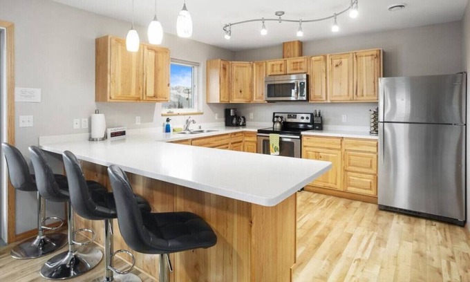 Seward Apartment | Driftwood Suites - TidePool (#3)