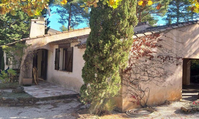 Tourtour House | DRINGUELLE - Two Bedroom House, Sleeps 5