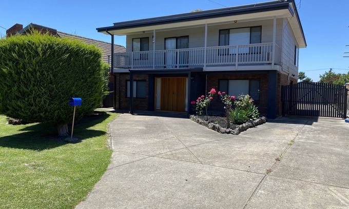 Dromana House | Dromana Charmer - Large family home, 8 min easy walk to the beach.