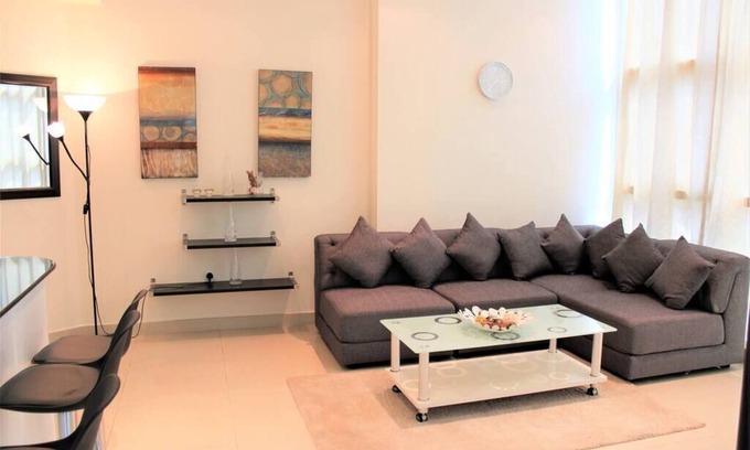 Trade Centre 1 Apartment | DRT - Modern 1 bedroom for rent in Dubai near metro