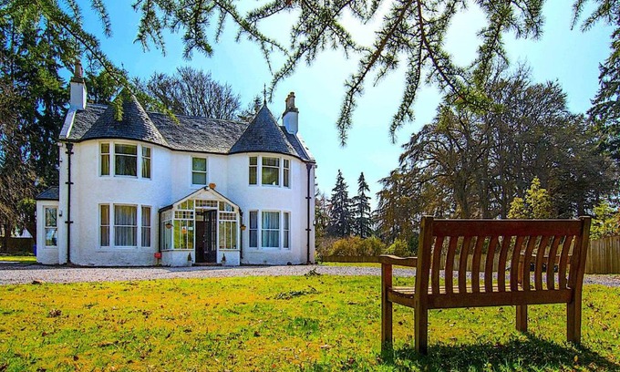 South Galson Hotel | Drumdevan Country House, Inverness