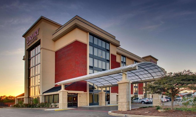 Evansville Hotel | Drury Inn & Suites Evansville East