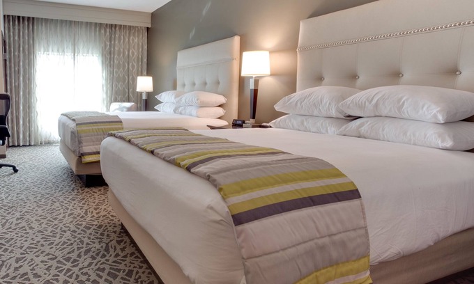 Huntsville Hotel | Drury Inn & Suites Huntsville at the Space & Rocket Center