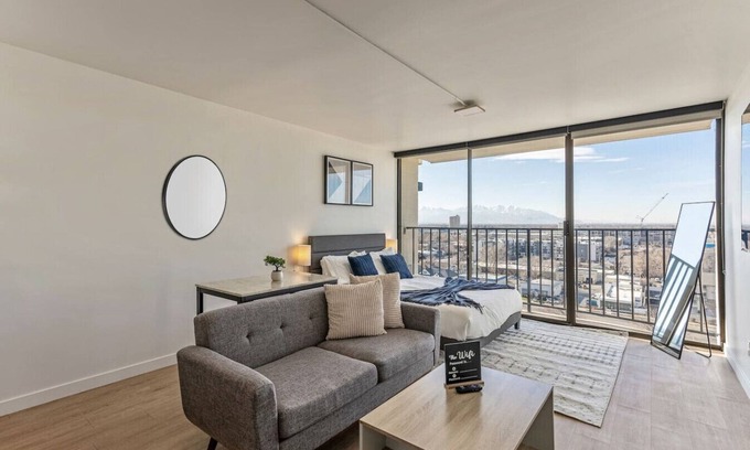Downtown Salt Lake City Apartment | DT Studio | Gym | Pool Table | 12th Floor |Parking