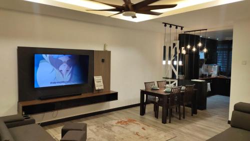 Durian Tunggal House | DT2165 Homestay 4 Room 8 Guest