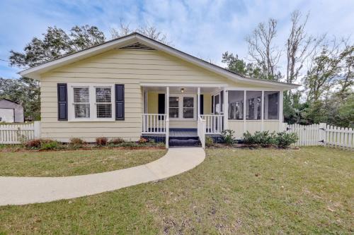 St. Marys House | Dtwn St Marys Home Near Waterfront Pets Welcome!