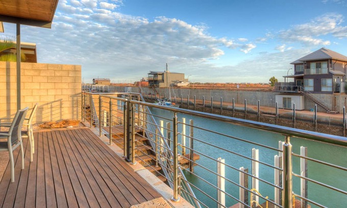 Exmouth Villa | Dugong Villa - Great Two story villa on the canals with a private Jetty.
