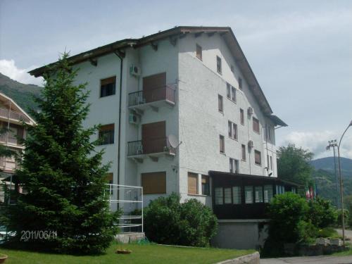 Nus Hotel | Dujany