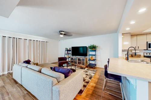 Tempe House | Duke Delight