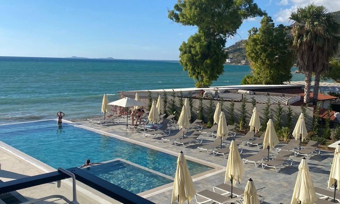Orikum Hotel | Dukes Albania