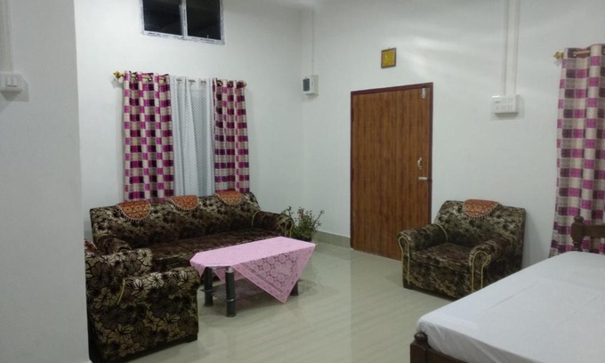 Jorhat Ski Chalet | "Dulce Hogar" homestay