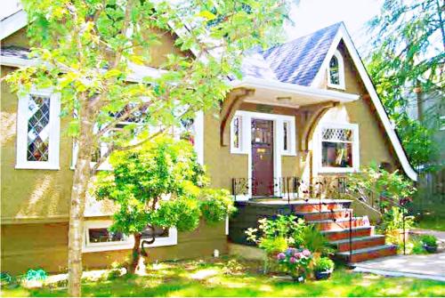 West Side House | Dunbar Home