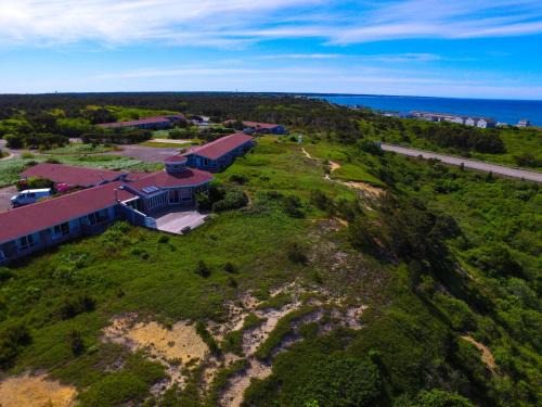 North Truro Hotel | Dune Crest Hotel