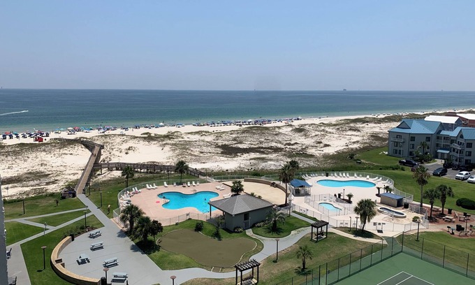 Fort Morgan Condo | Dune Dayz’n is Gulf Front with Amazing Panoramic Sunset Views
